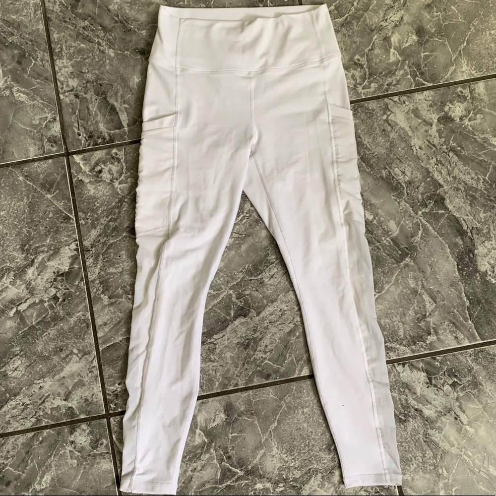 ❌SOLD❌Fabletics Mila High Waisted Leggings